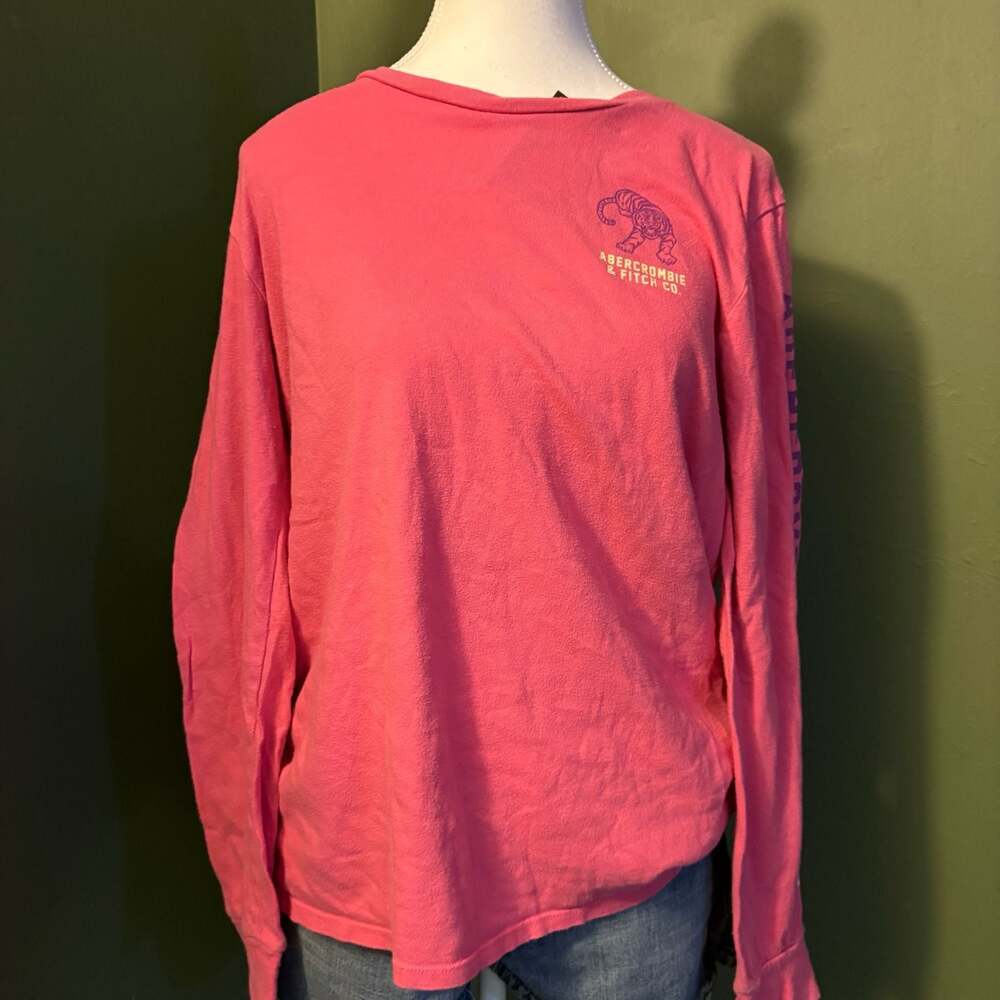 Abercrombie & Fitch Graphic Long Sleeve T-Shirt Pink Size M